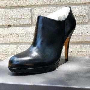 New!! Vince Camuto Elvin Platform Booties Size 10